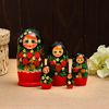 Матрёшка "Земляничка" в красном платье: символ уюта и тепла., изображение 3