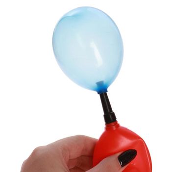 Водные бомбочки с насосом: веселые летние игры на свежем воздухе, изображение 5