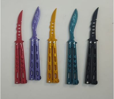 Детский пластиковый нож-бабочка – безопасный аксессуар для костюма, изображение 2