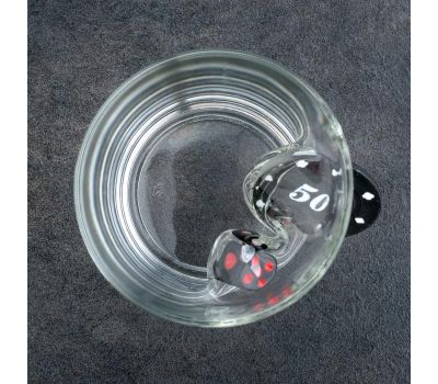 Стакан «Непробиваемый» с фишкой и кубиком: стильный аксессуар для настоящих ценителей виски, изображение 4