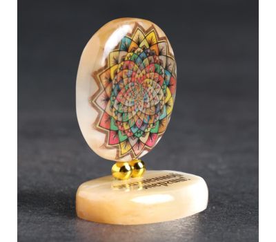 Сувенир «Жизненной энергии!» на подставке мандала, селенит - Универсальный Оберег, изображение 3