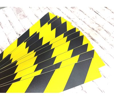 Набор Сигнальная клейкая лента для слабовидящих людей шириной 120*5 см / 10 шт. Безопасность и Удобство, изображение 2 Набор Сигнальная клейкая лента для слабовидящих людей шириной 120*5 см / 10 шт. Безопасность и Удобство, изображение 2