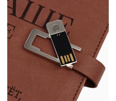 Родословная книга «Наше фамильное дерево» с флешкой 16 Гб — семейная летопись в современном формате, изображение 2