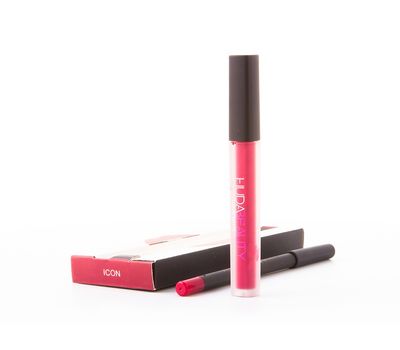 Набор 2 в 1 Huda Beauty: контурный карандаш и стойкая жидкая матовая помада в 16 оттенках!, изображение 2 Набор 2 в 1 Huda Beauty: контурный карандаш и стойкая жидкая матовая помада в 16 оттенках!, изображение 2