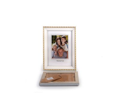 Стильные багетные рамки для оформления фотографий и документов, изображение 2