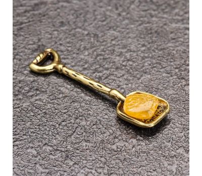 Сувенир-оберег «Лопата» для кошелька, латунь с янтарём, ручная работа, изображение 2