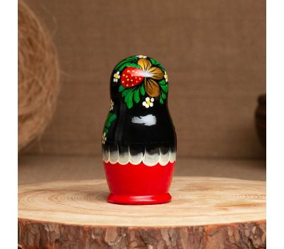 Матрёшка «Земляничка», 3 куклы, 10 см, чёрный платок, деревянная сувенирная игрушка, изображение 4