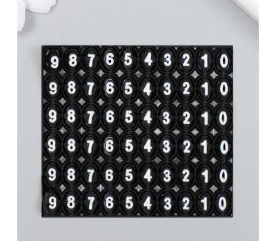 Красный брелок с номерным знаком — компактный аксессуар для авто, изображение 4