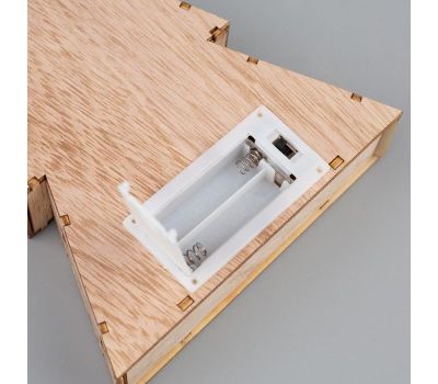 Светодиодная фигура «Ёлка с оленем» — тёплое свечение и уют зимнего праздника, изображение 3