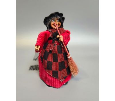 Декоративная фигурка «Ведьмочка»: добавьте магию в ваш интерьер