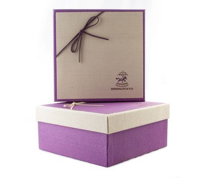 Подарочная коробка: стильная и практичная упаковка для ваших подарков., изображение 2